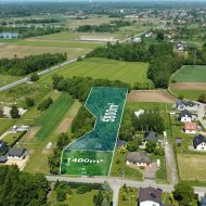 Działka na sprzedaż